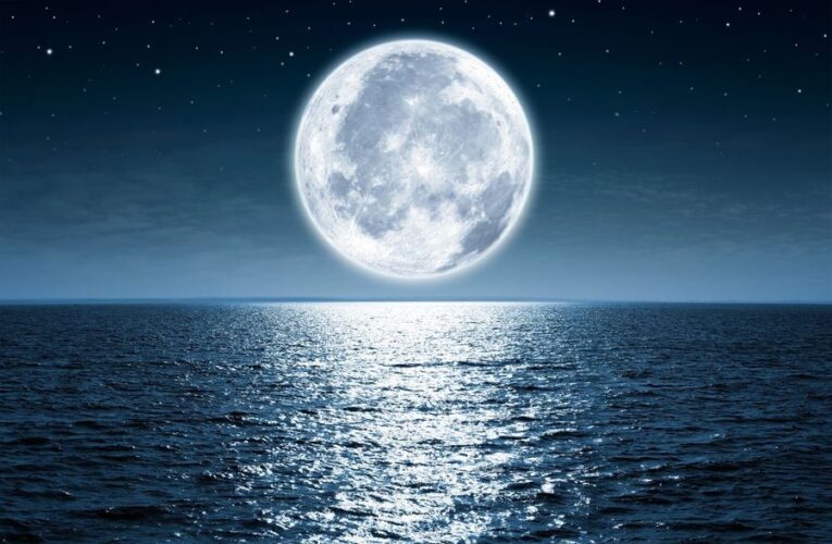 Luna plină din ianuarie are o mulțime de nume în lume, de la Luna Veche sau Luna Lupului, până la Duruthu Poya