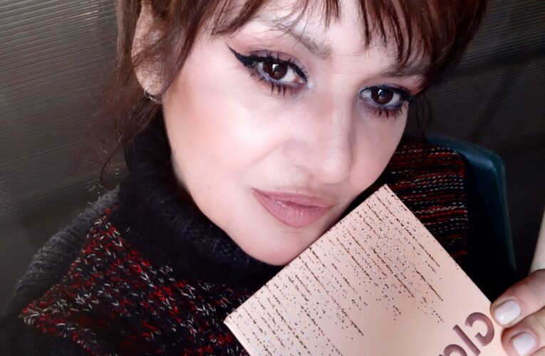 Glam Up – paletă de farduri de ochi